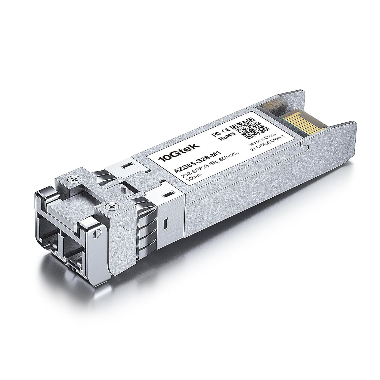 展示 SFP28 到 RJ45 收发器的照片